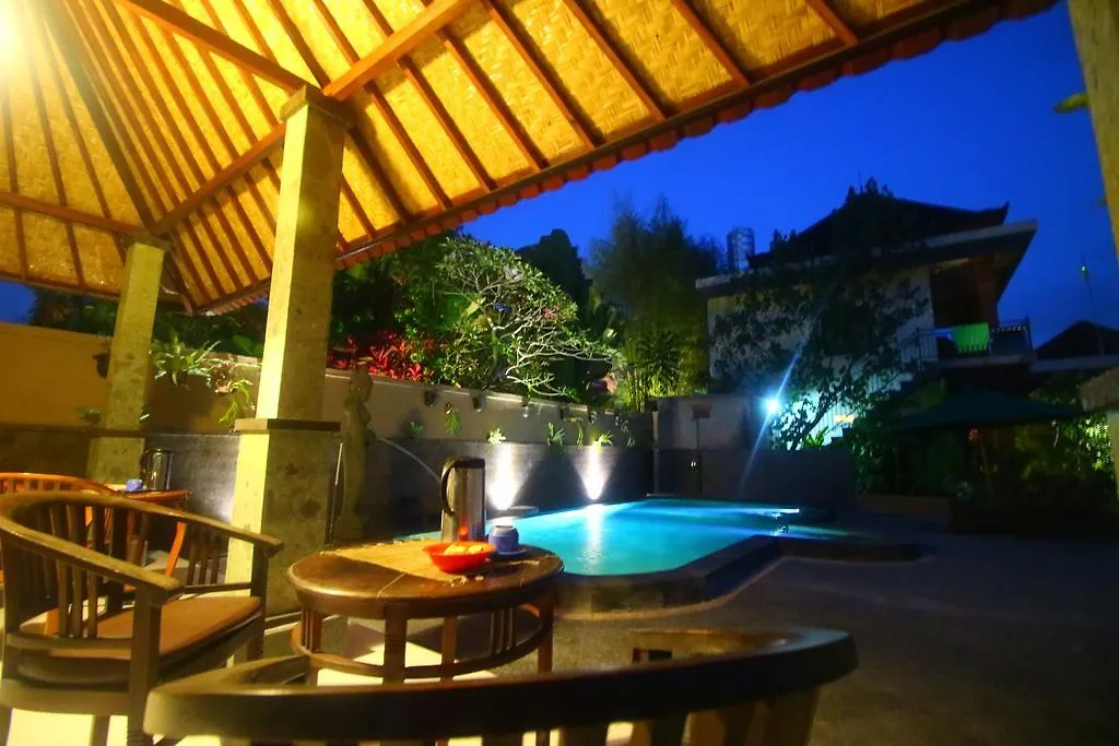 Gasthuis Adi Santia Bungalows Ubud